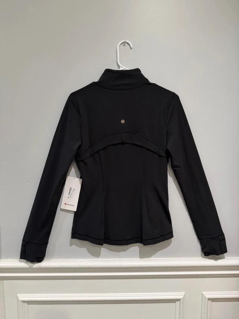 lululemon Black Define Jacket Nulu with Gold Accent Zippers — Size 8